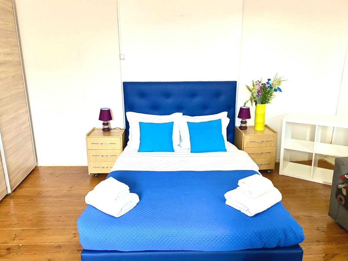 Classic Chiado 1 - Central Guest House Room With Shared Bathroom Лиссабон Экстерьер фото