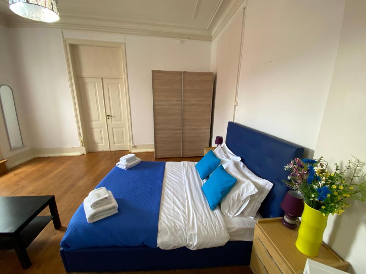Classic Chiado 1 - Central Guest House Room With Shared Bathroom Лиссабон Экстерьер фото