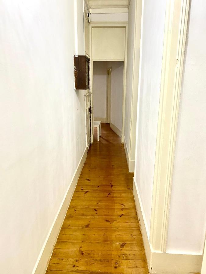 Classic Chiado 1 - Central Guest House Room With Shared Bathroom Лиссабон Экстерьер фото