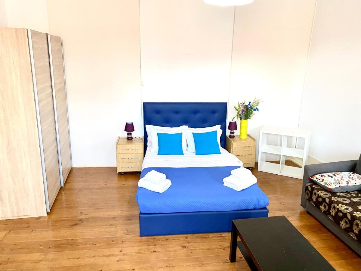 Classic Chiado 1 - Central Guest House Room With Shared Bathroom Лиссабон Экстерьер фото
